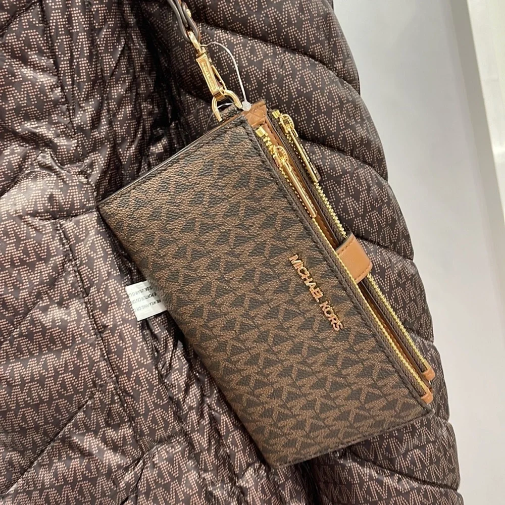 MICHAEL KORS LARGE DOUBLE ZIP WRISTLET PHONEHOLDER WALLET CLUTCH Brown